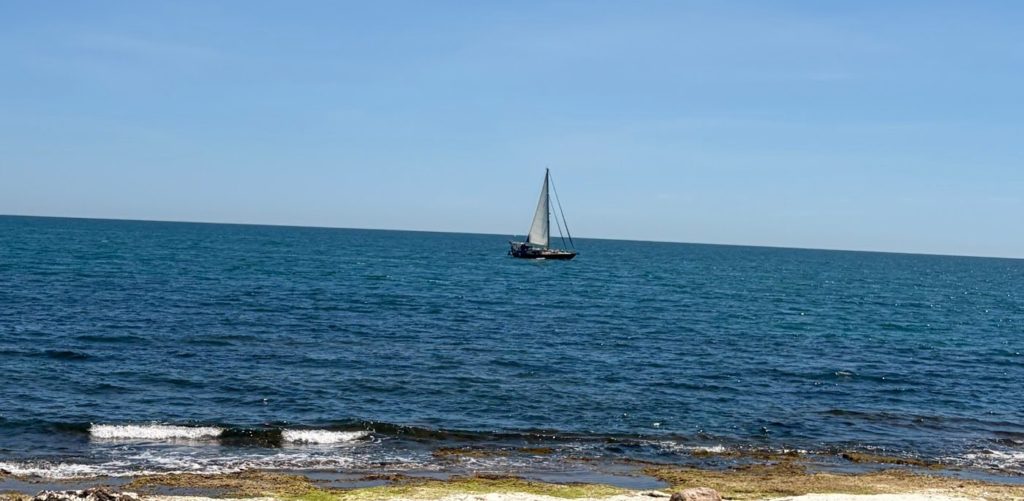 El mar abierto frente a Torrevieja